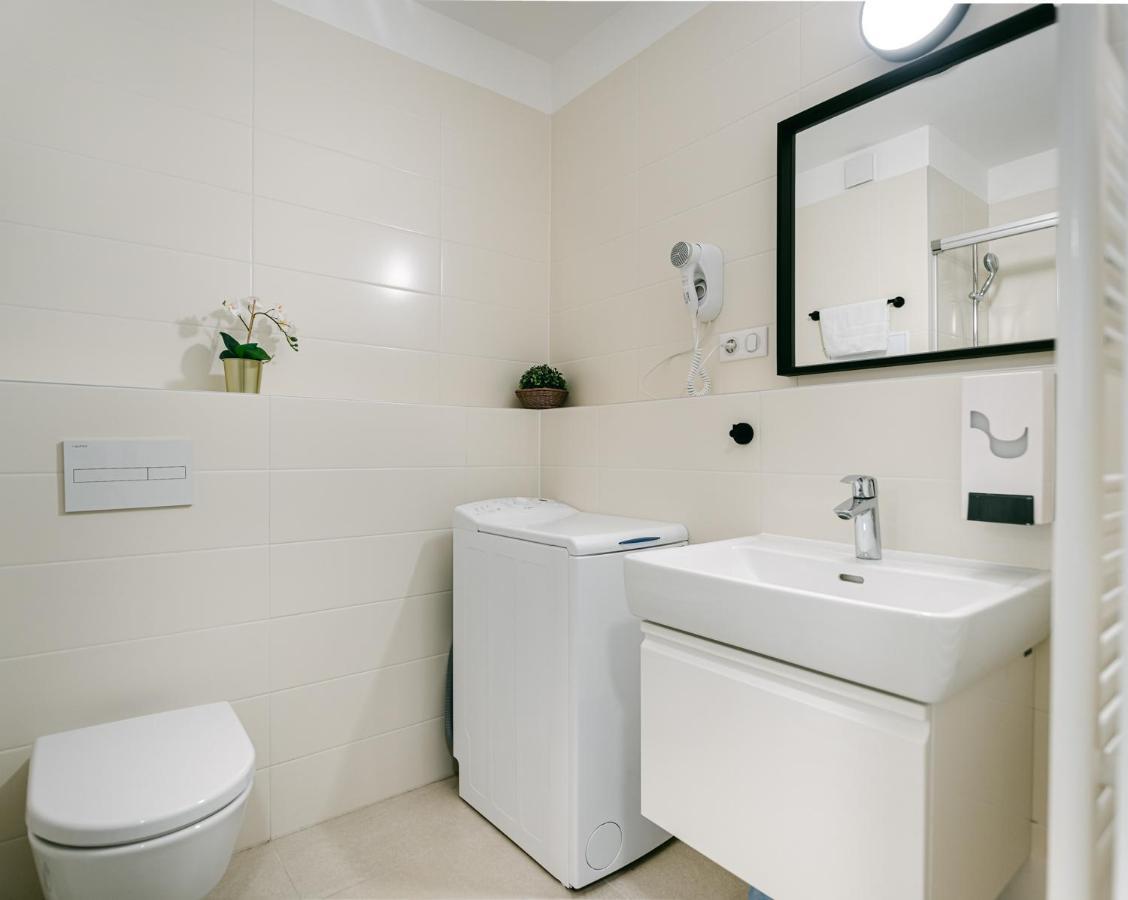 Jarila Boutique Apartment Bratislava Extérieur photo